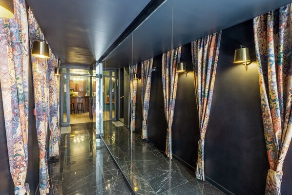 Lobby - HOTEL MAAT ETOILE (Paris)