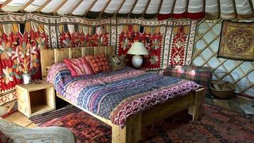 Yurt Yami | Individually decorated, individually furnished, WiFi, bed sheets