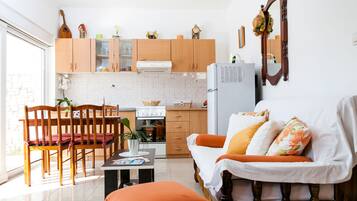 Apartment, 1 Bedroom, Terrace | Living area