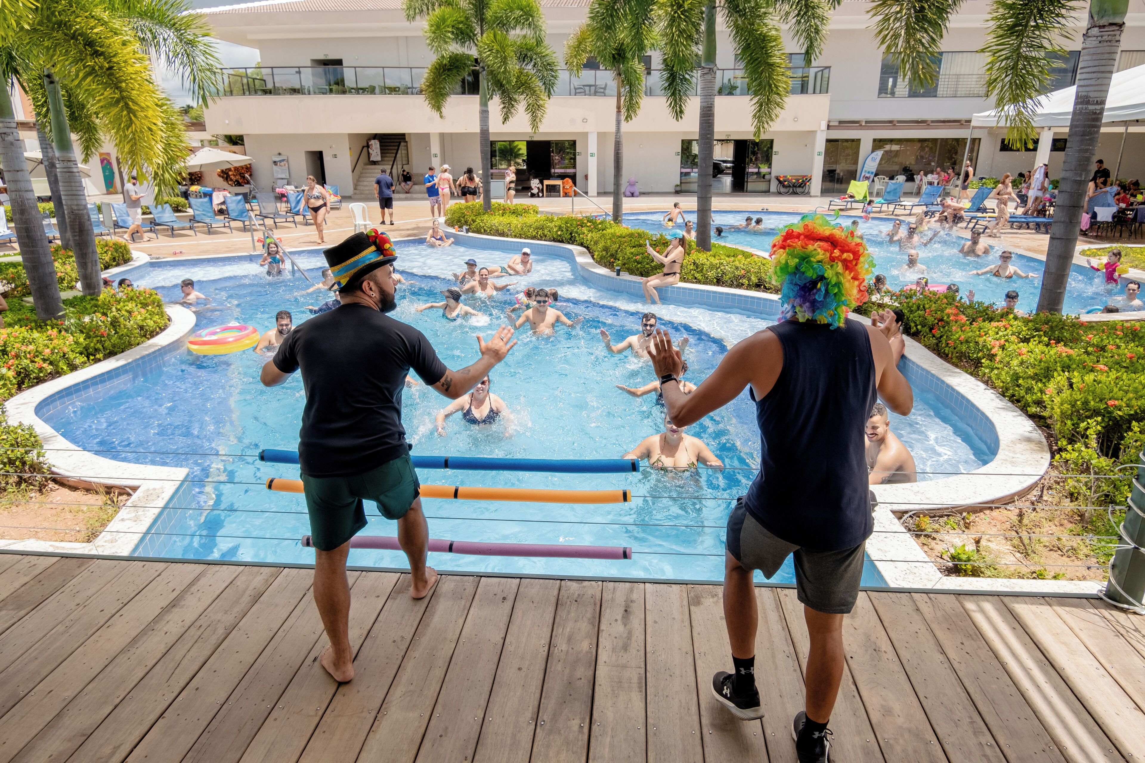 5 indoor pools, outdoor pool, open 7 am to 11 pm, pool umbrellas