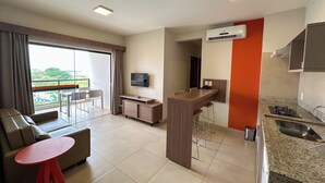 Apartamento Luxo II | Private kitchen - Alta Vista Thermas Resort (Caldas Novas)