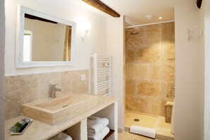 Lavabo de la salle de bain