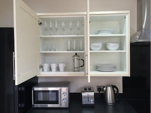 Apartment, 1 Bedroom | Private kitchen