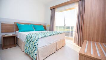 Frigobar, Wi-Fi de cortesia, roupa de cama