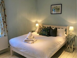 House, 2 Bedrooms | 2 bedrooms, free WiFi, bed sheets - Jericho Street House (Oxford)