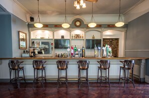 3 bars/lounges - Greenway Manor Hotel (Waterford)