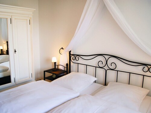 Appartementhaus Gutenberg - Für Paare, Freundinnen & Freunde, Alleinreisende - Parkplatz & WLAN - 2 Min zum See, 6 Min zum Strand