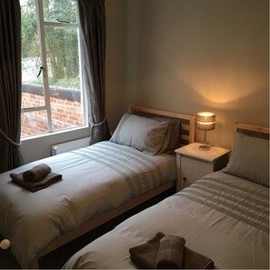 Ferienhaus, 2 Schlafzimmer | 2 Schlafzimmer, kostenloses WLAN, Bettwäsche