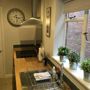 Ferienhaus, 2 Schlafzimmer | Eigene Küche | Kühlschrank, Ofen, Herdplatte, Wasserkocher