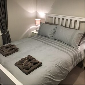 2 chambres, Wi-Fi gratuit, draps fournis