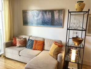 Appartement, 1 slaapkamer | Woonkamer | Flatscreentelevisie
