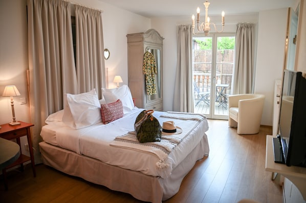 Chambre Double, accessible aux personnes à mobilité réduite (Chambre « Coeur »)