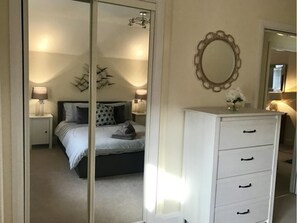 Apartamento, 2 quartos | 2 quartos, Wi-Fi de cortesia, roupa de cama