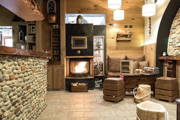 Lobby sitting area - Hotel Piccolo Parco (Limone Piemonte)