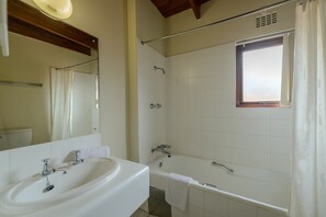 Classic Villa (Executive) | Bathroom