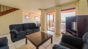 Classic Villa (Executive) | Living area - San Lameer Villa Rentals  2827 (Southbroom)