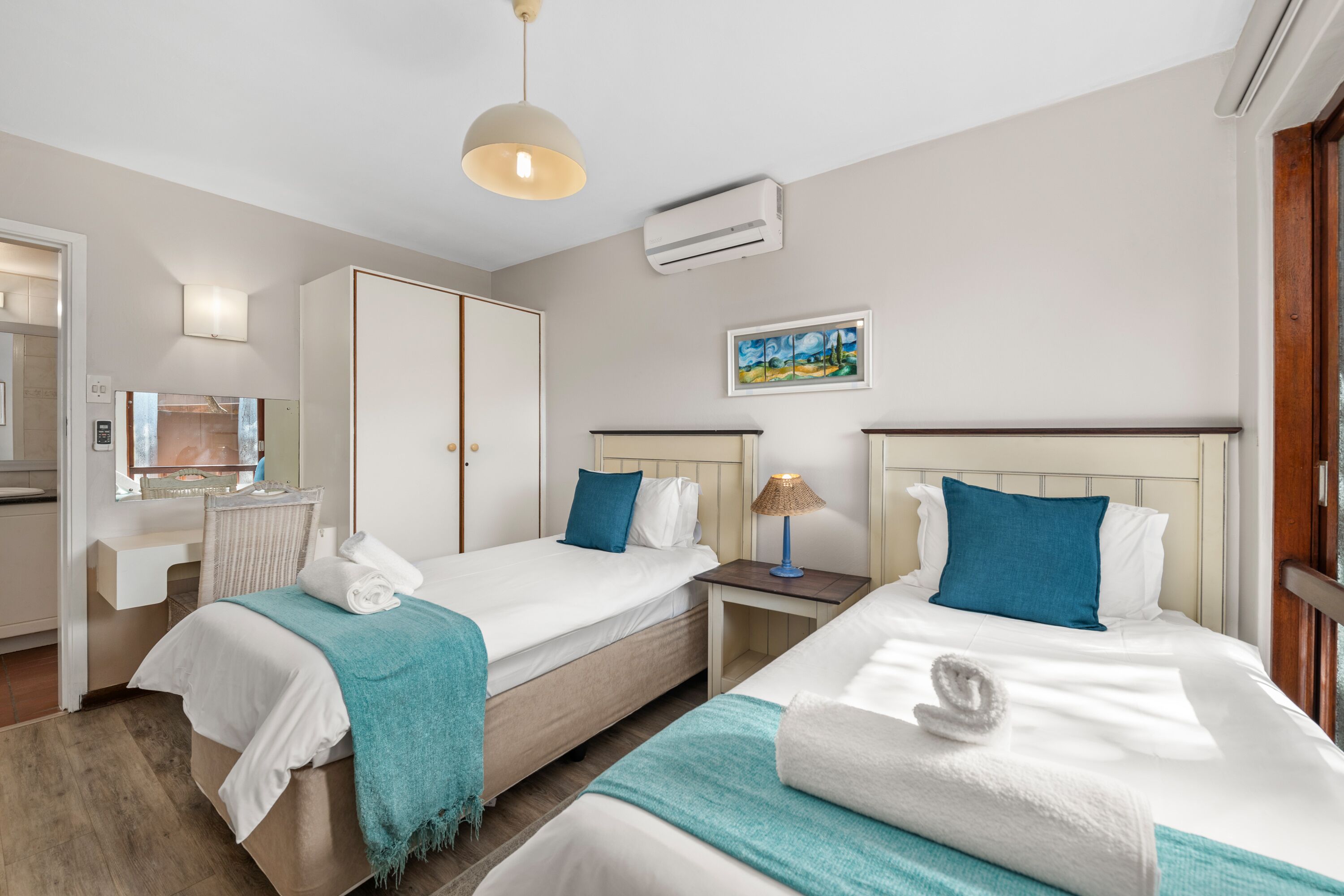 Classic Triple Room, 3 Bedrooms (Premier)