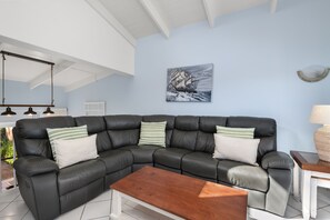 Classic-Villa (Premium) | Wohnbereich | Flachbildfernseher