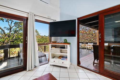 San Lameer Villa Rentals  2845