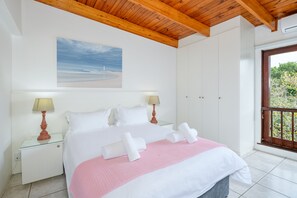 Vila standard | 3 quartos, ferros/tábuas de passar roupa, berços (sobretaxa)
