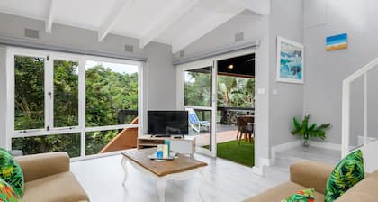 San Lameer Villa Rentals 3108