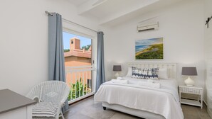 Villa – classic, 4 soverom | 4 soverom, safe på rommet, strykejern/-brett og barnesenger