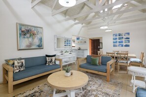 Classic Villa | Living area | TV - San Lameer Villa Rentals 2702 (Southbroom)