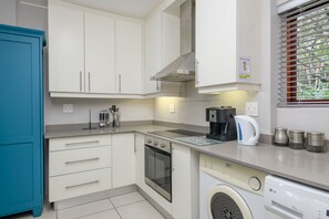 Villa Classique, 4 chambres | Cuisine privée
