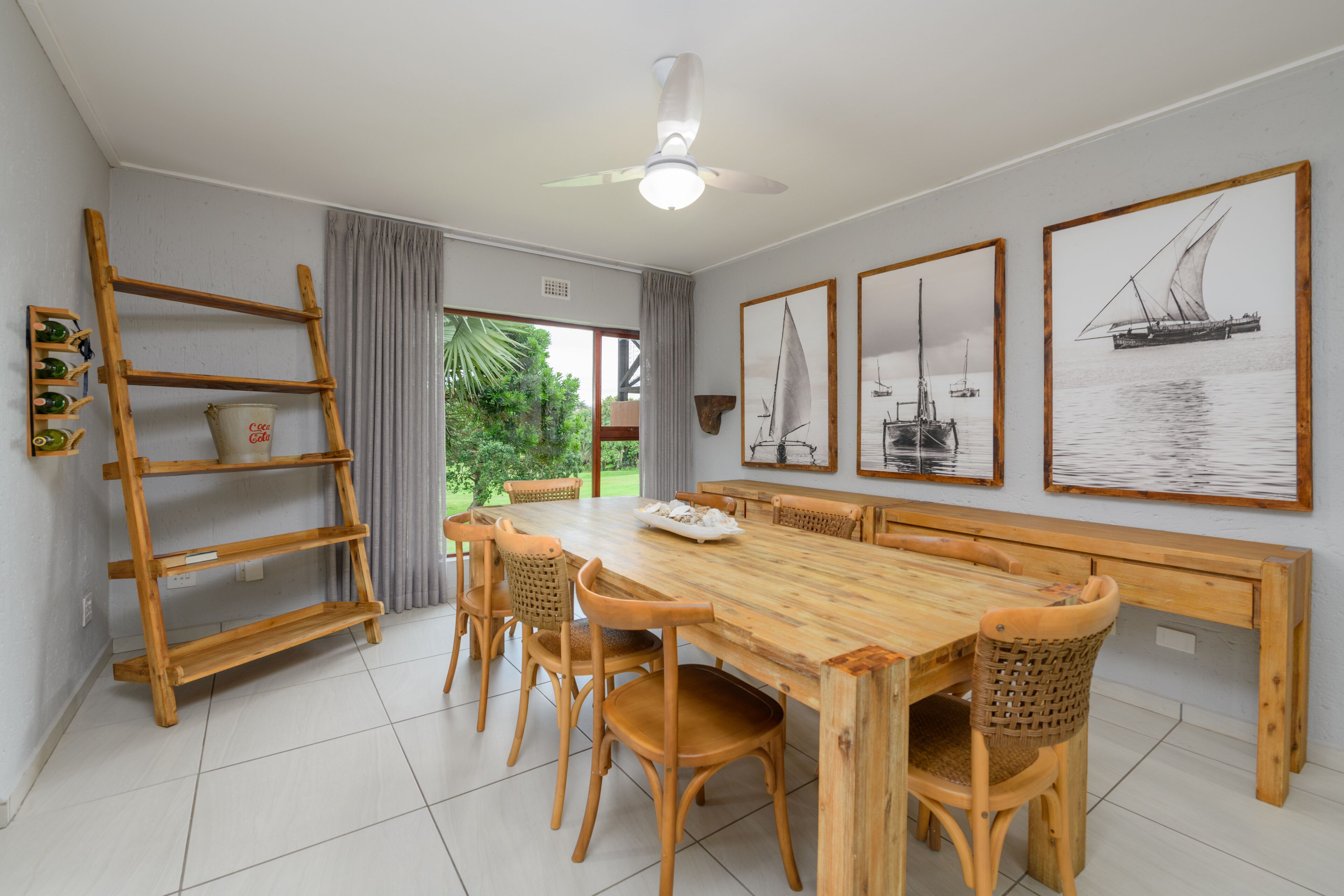 Villa Classique, 4 chambres | Restauration dans la chambre