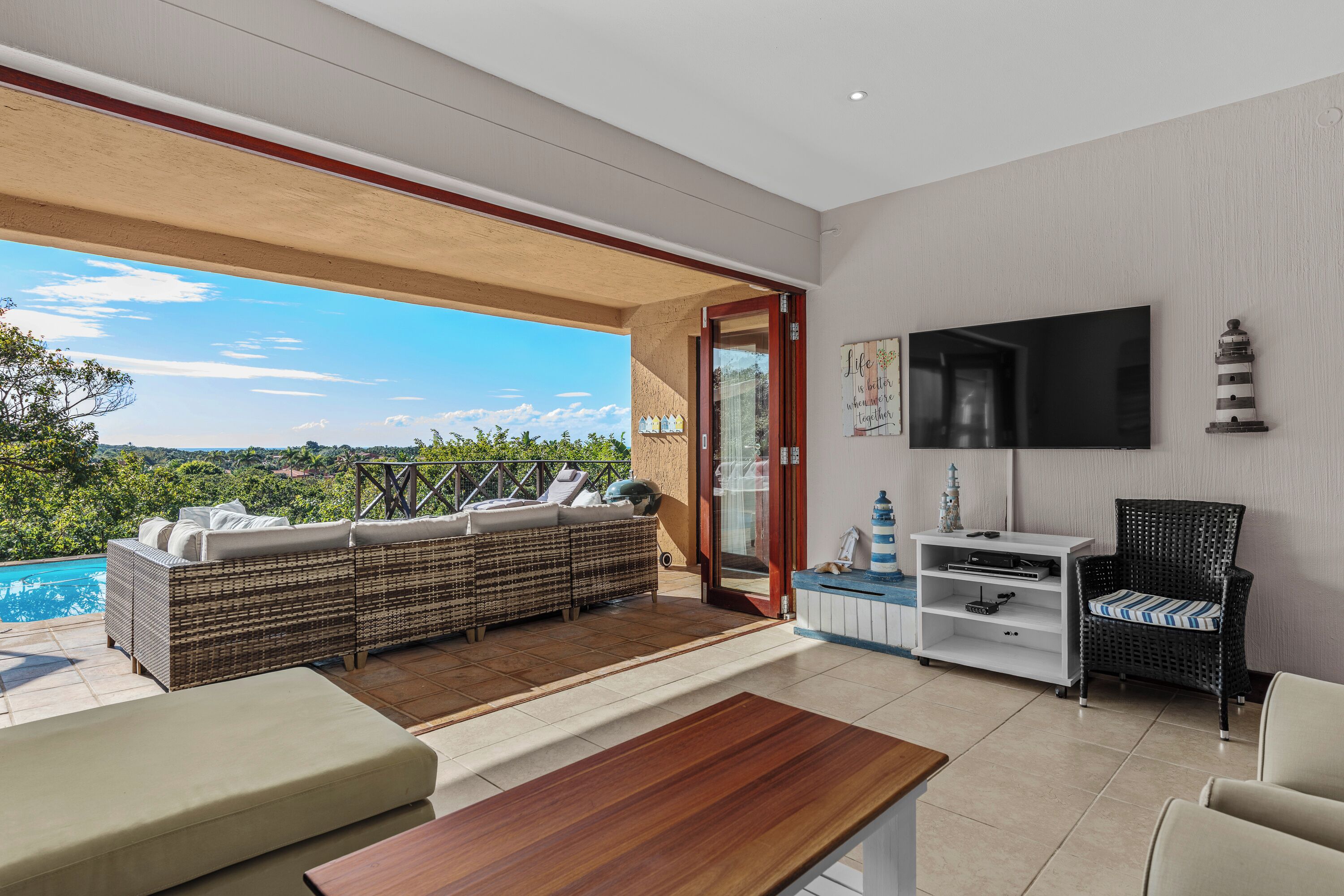 Luxury Villa | Living area