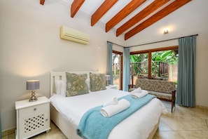 Luxury Villa, 4 Bedrooms