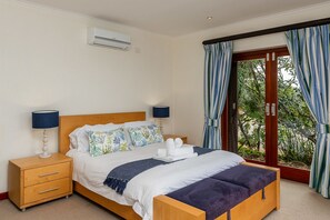 Deluxe Villa, 4 Bedrooms | 4 bedrooms, in-room safe, iron/ironing board, cribs/infant beds - San Lameer Villa Rentals 14329 (Southbroom)