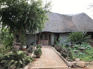 Exterior - Weltevreden Country Guest Lodge (Lephalale)