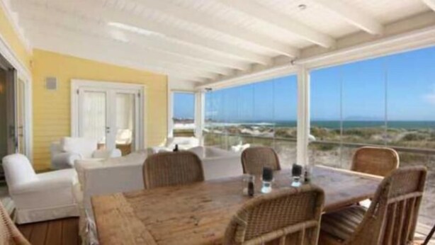Living area - Baytown (Pringle Bay)
