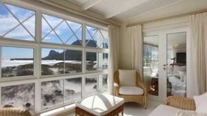 Living area - Baytown (Pringle Bay)