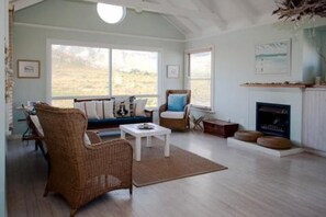 Living area - Baytown (Pringle Bay)