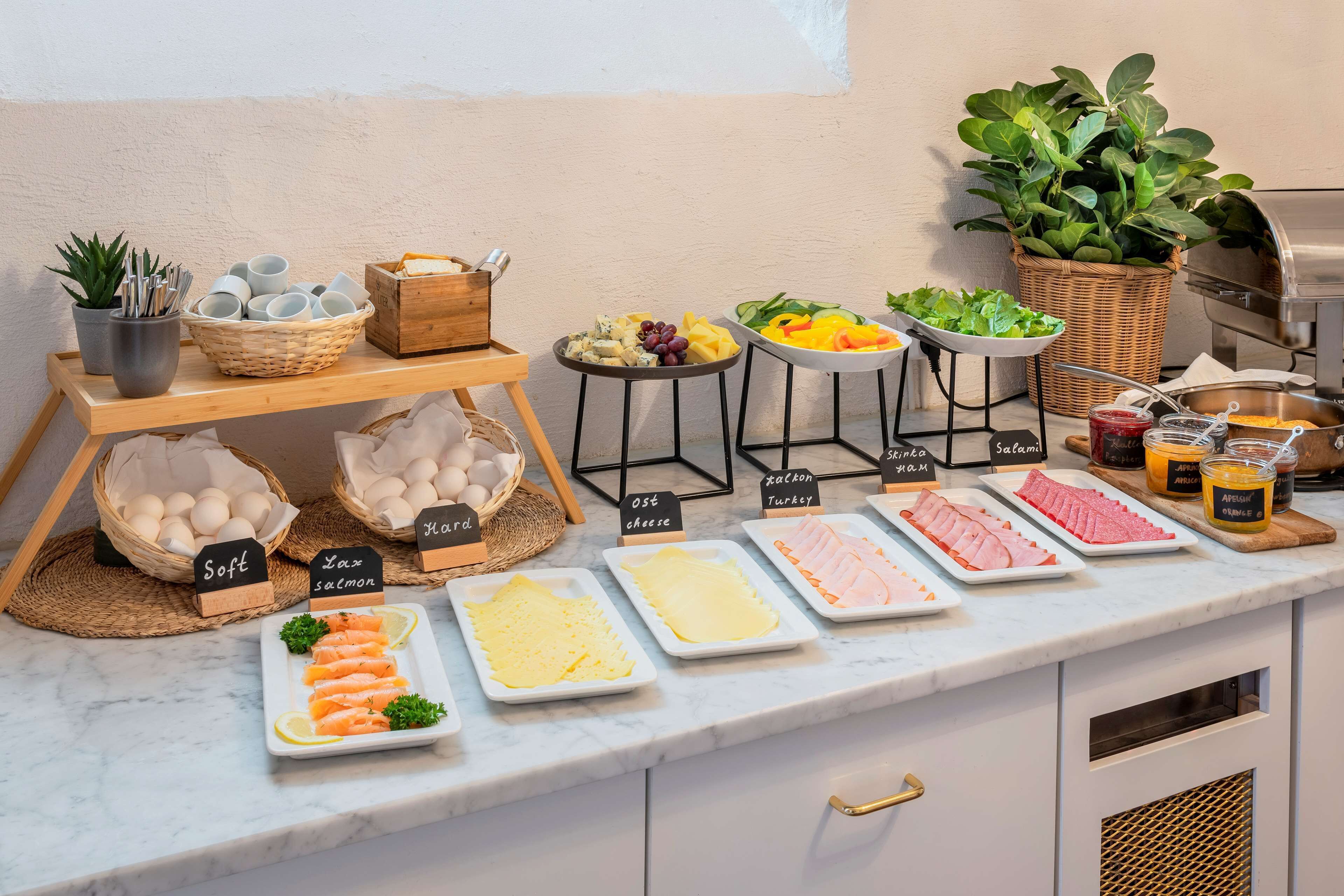 Gratis frukostbuffé varje dag 