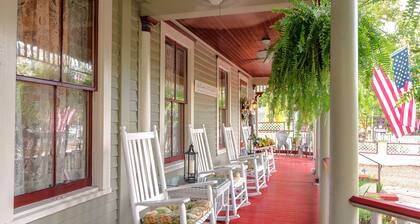 Cedar House Inn