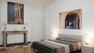 Camera doppia, 1 letto queen | Copriletto in piuma, una scrivania, tende oscuranti, insonorizzazione