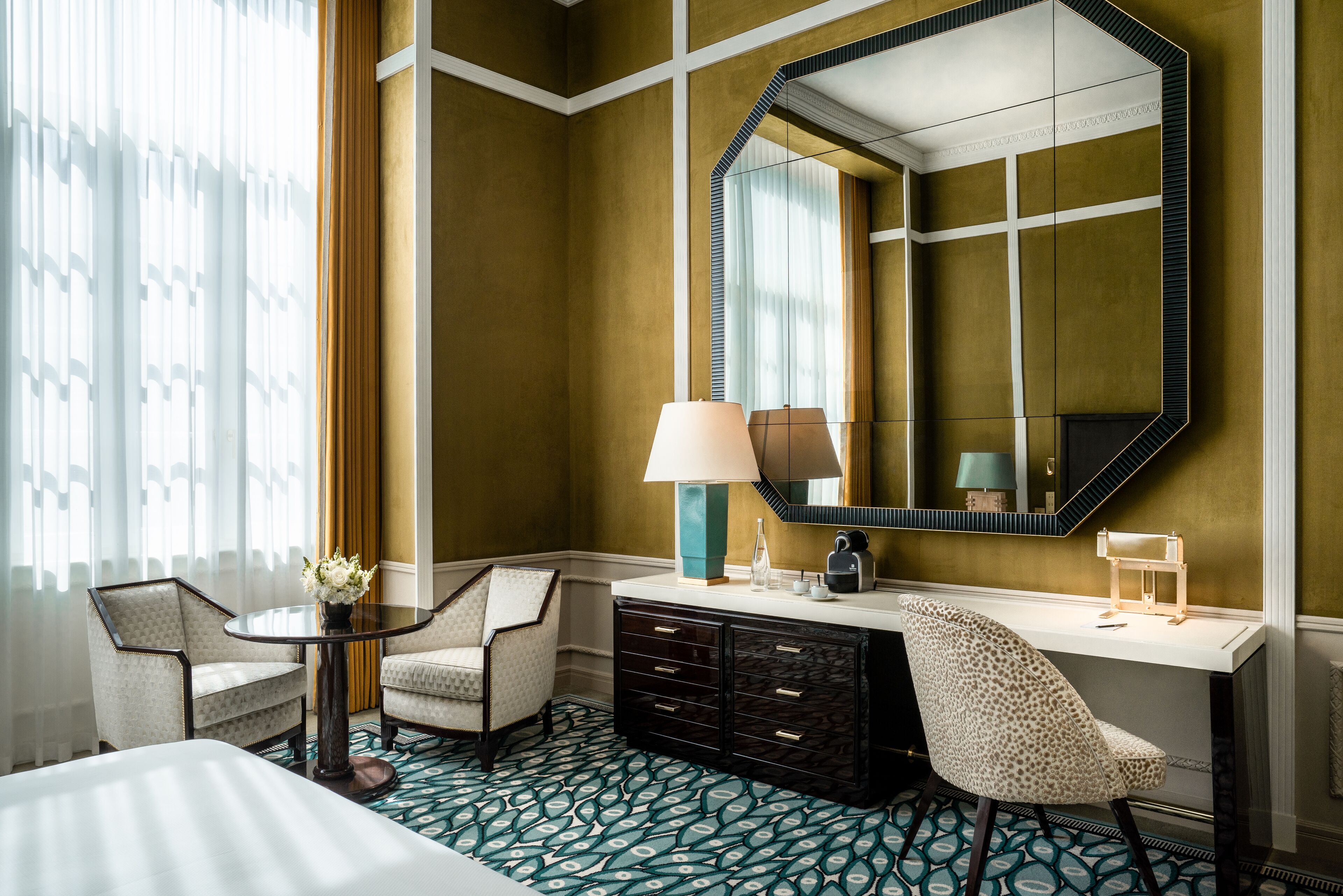 executive room city view | egyptian cotton sheets, premium bedding, pillow-top beds, minibar