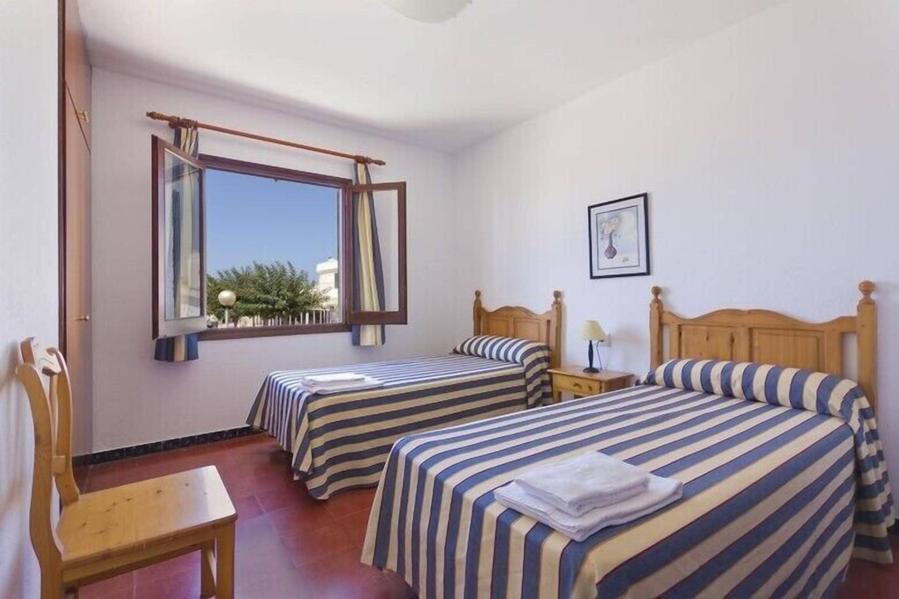 Photo - Apartamentos Sol Y Mar Menorca