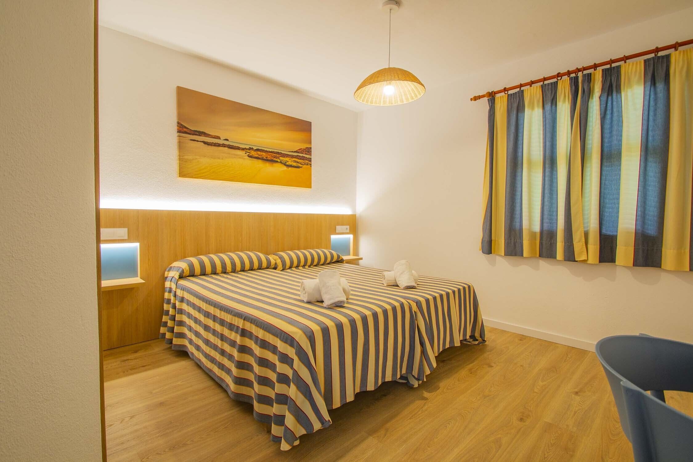 Photo - Apartamentos Sol Y Mar Menorca