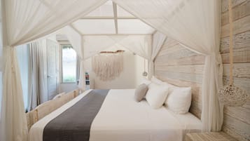 Suite Partial Ocean View King