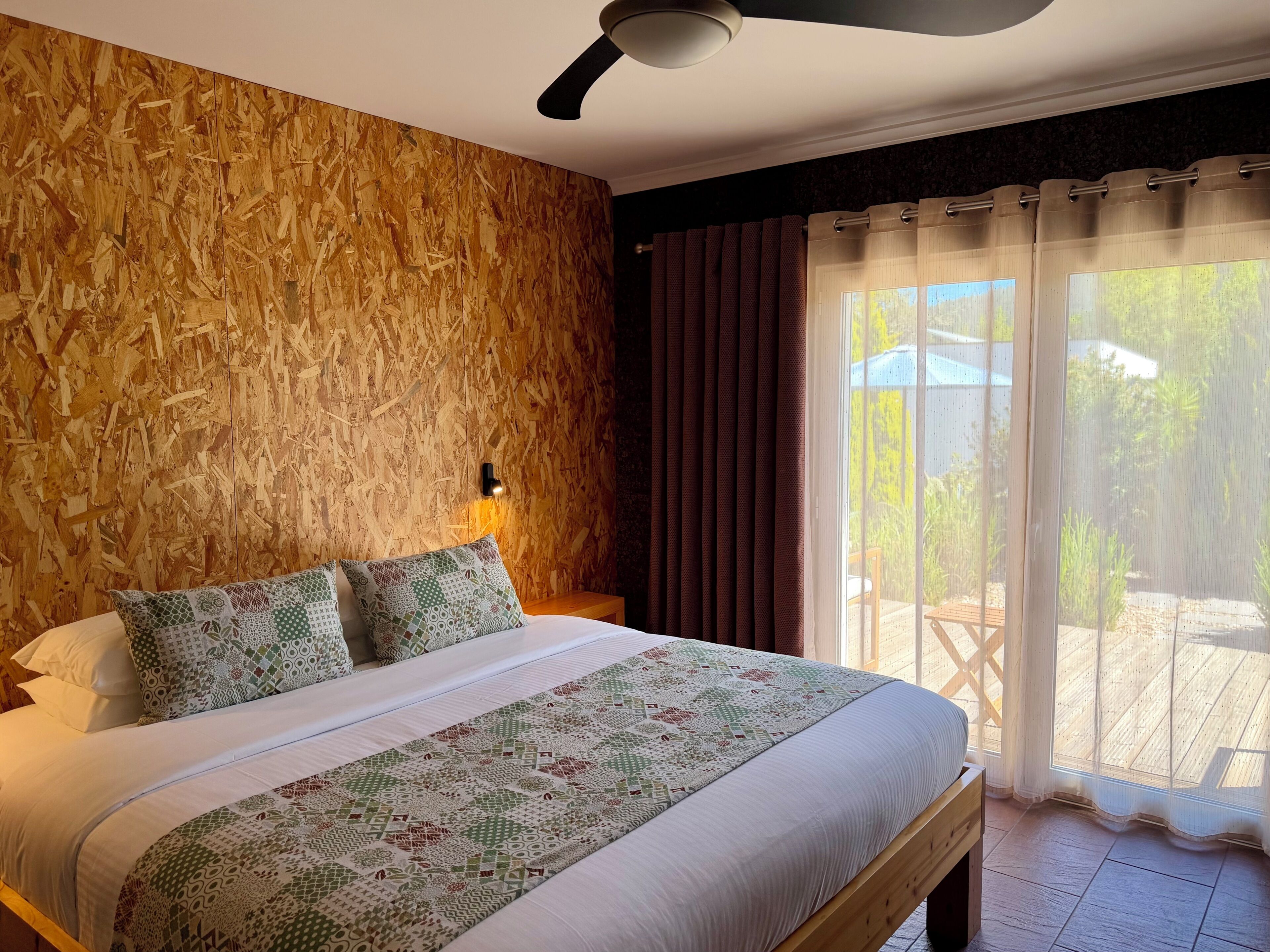 Comfort Double Room | Down duvets, in-room safe, desk, free WiFi