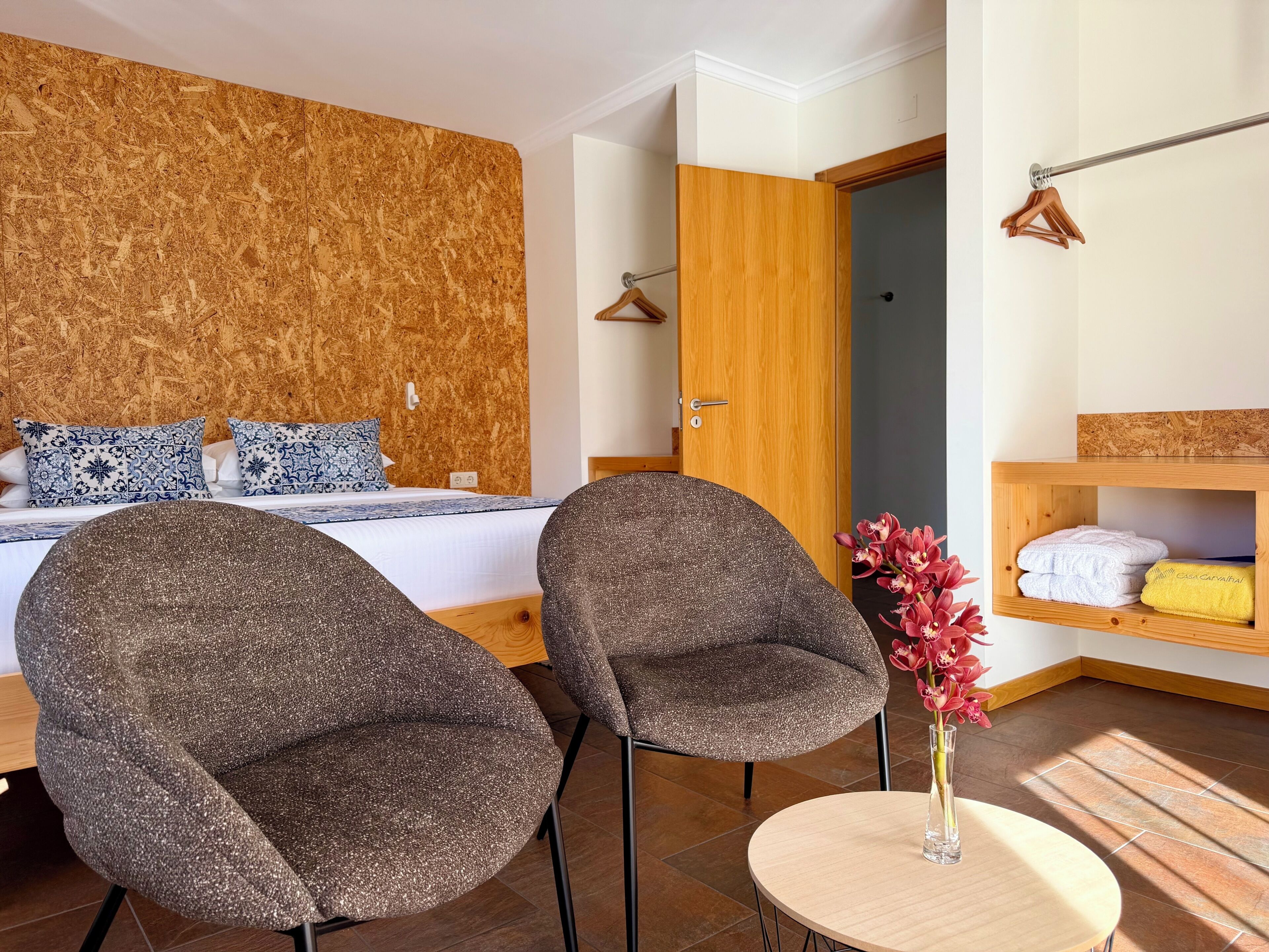 Junior Suite | Down duvets, in-room safe, desk, free WiFi