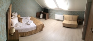 In-room safe, blackout curtains, soundproofing, iron/ironing board