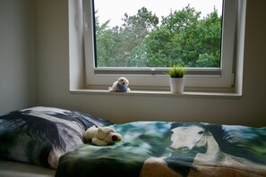 Apartment (inkl. 90€ Reinigungs- und 12€ Bearbeitungsgebühr) | 2 Schlafzimmer, Verdunkelungsvorhänge, kostenloses WLAN