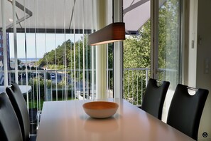 Apartment (incl 90€ cleaning and 12€ service fee) | In-room dining - Quartier Hohe Geest 22 (Cuxhaven)