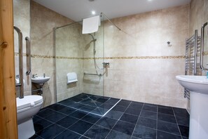 Deluxe Quadruple Room, 1 Bedroom | Bathroom | Combined shower/tub, free toiletries, hair dryer, towels - The Windmill Inn (Taunton)