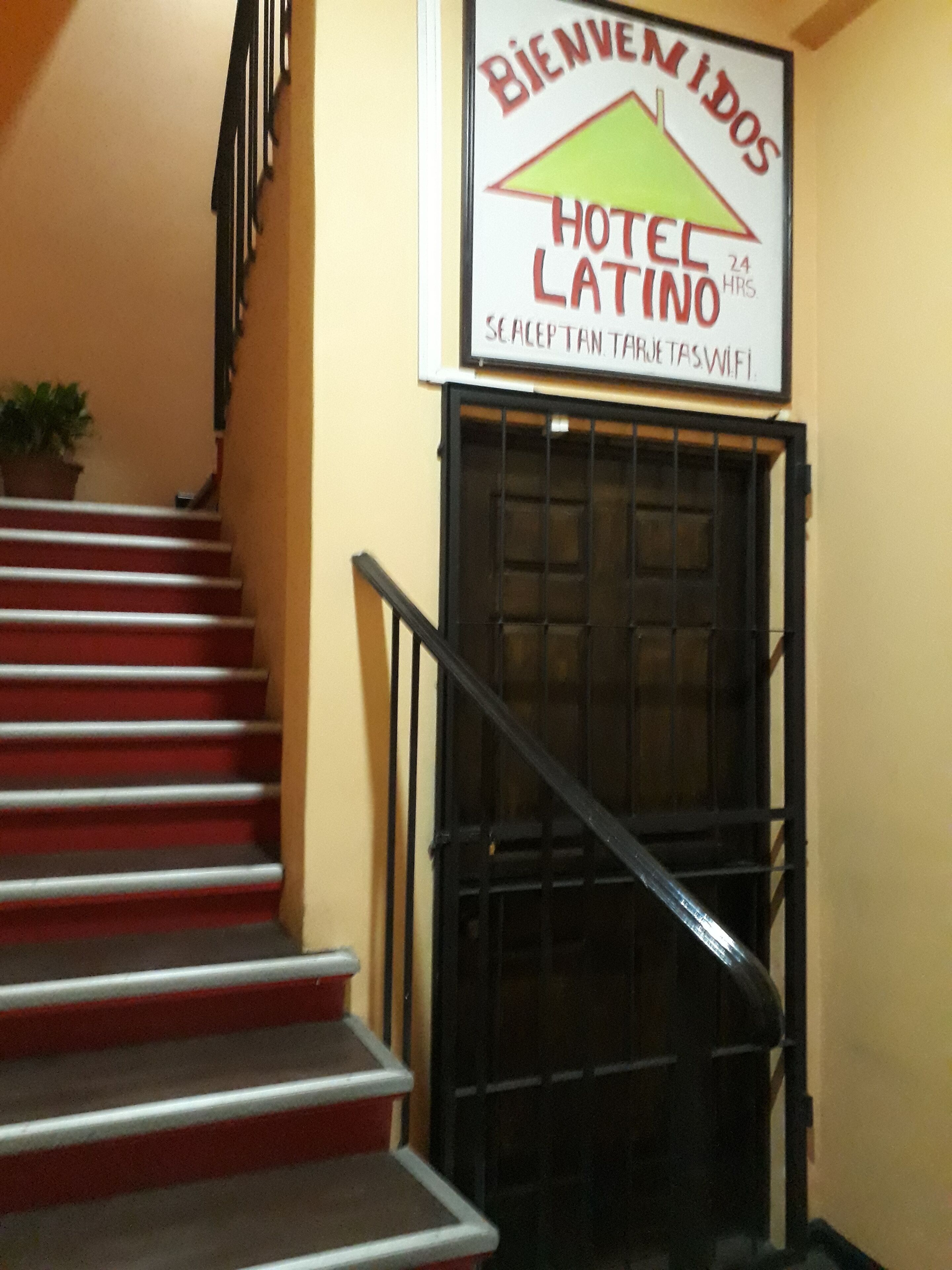 Foto - Hotel Latino